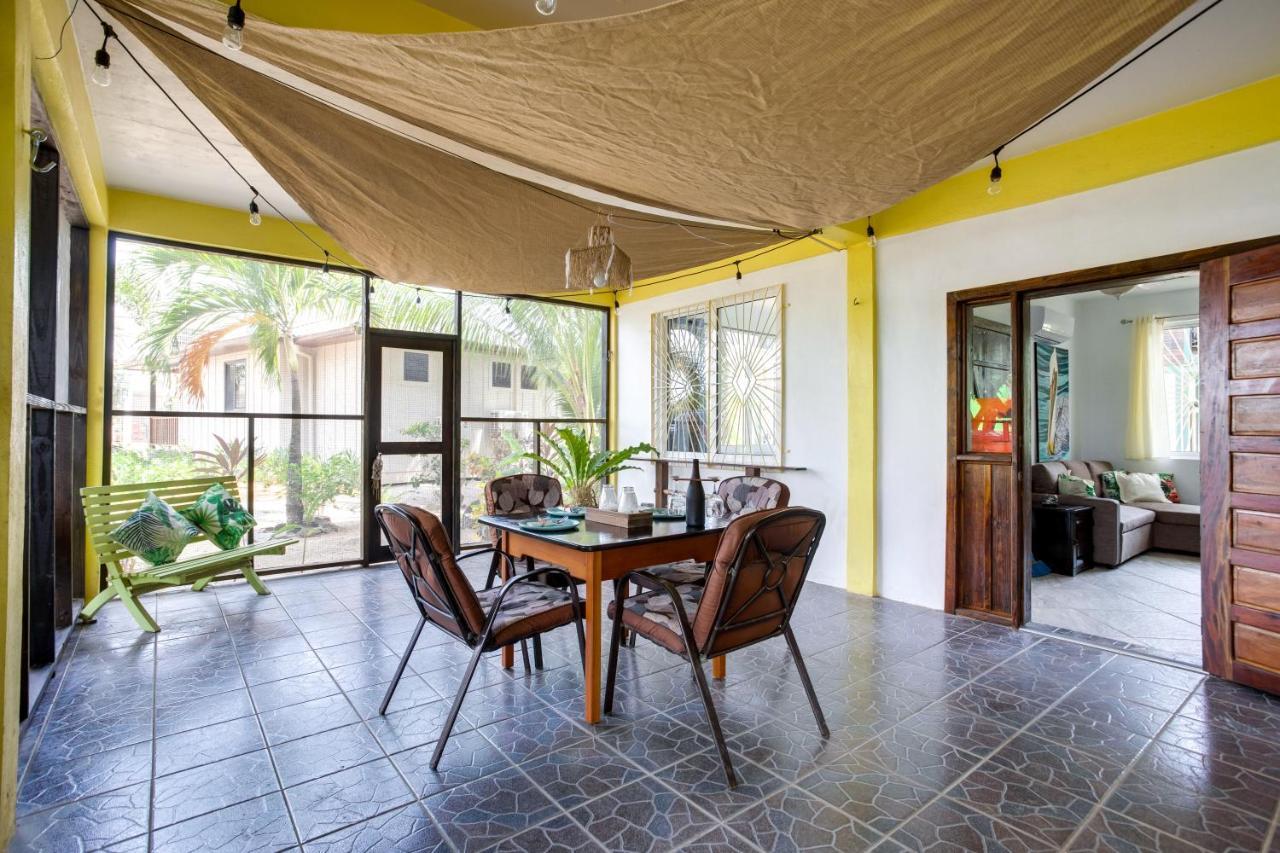 Placencia Driftwood Gardens Guesthouse מראה חיצוני תמונה